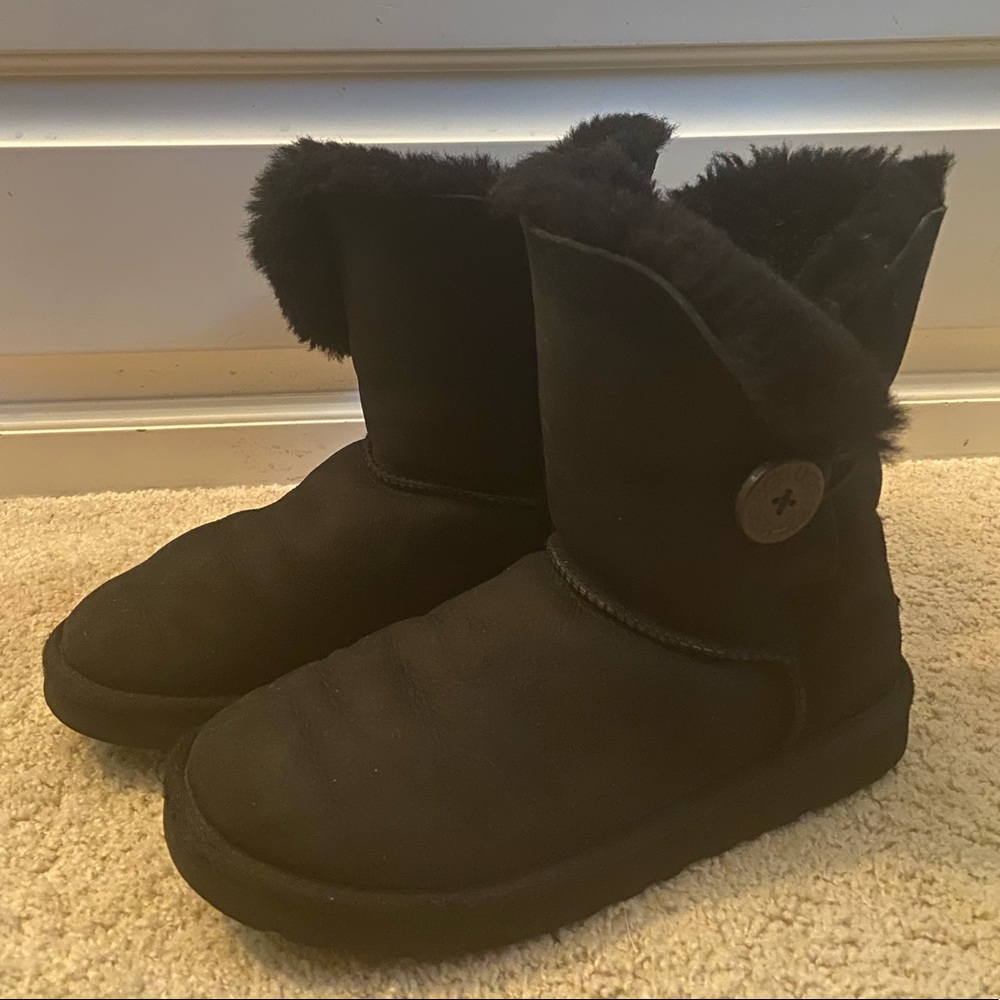 Bailey Button Uggs